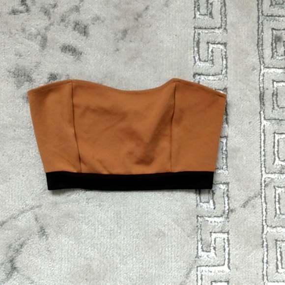 Crop top NWOT - Picture 1 of 3